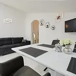 Fratelli Apartment