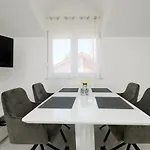 Apartment Fratelli Trogir